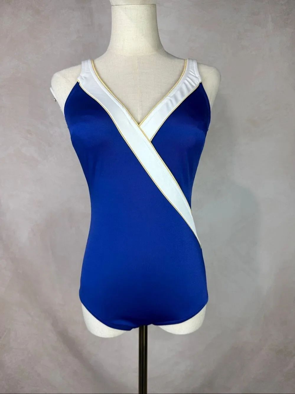 Vintage 1980s Roxanne Swimsuit One Piece Color Block NWT Size S 34B